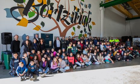 Foto noticia - La Mancomunidad de Bortziriak impulsa Yenxa Puntos Limpios, sistema innovador de recompensa inmediata de jabón para incrementar el reciclaje de aceite usado en la comarca.